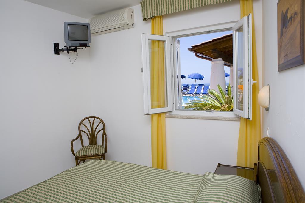 Casthotels Tramonto D'Oro Terme Forio  Exterior photo
