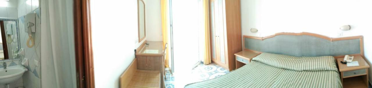 Casthotels Tramonto D'Oro Terme Forio  Exterior photo
